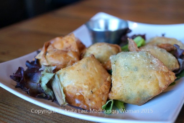 spinach wontons